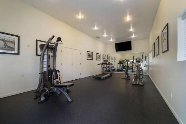 Best Western Plus Northwoods Inn image 10